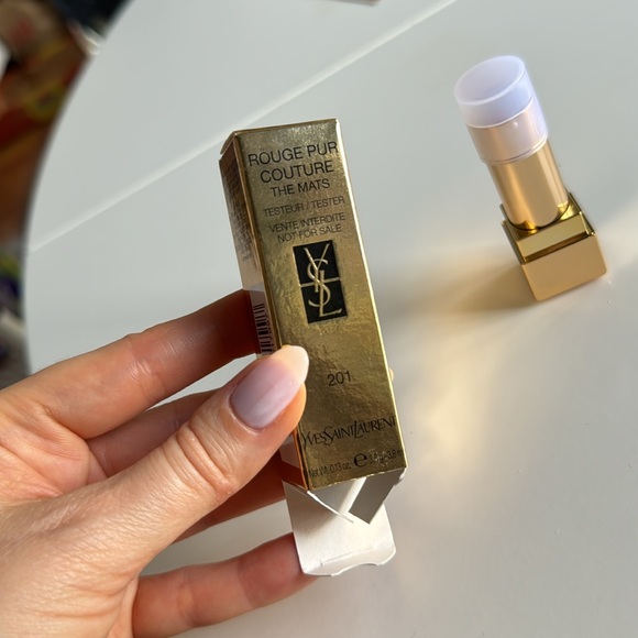 Yves Saint Laurent lipstick Rouge Pur Couture The Mats 201 Orange Imagine - Picture 7 of 7